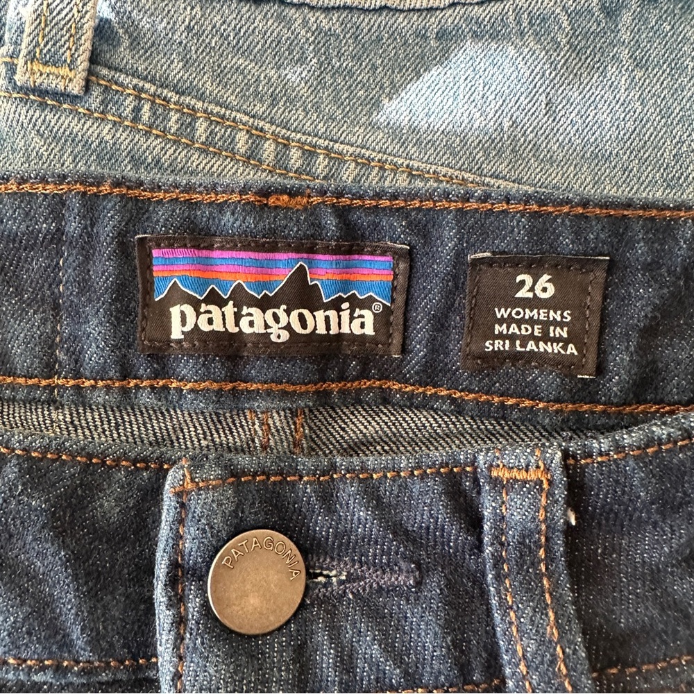 Patagonia Women's Dark Wash Blue Navy Straight-Leg Denim Jeans Size 26 - Picture 5 of 9